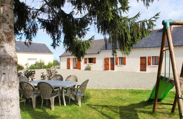Charming Longère Near Loire Castles: Quiet, Nature, WiFi, BBQ, Kids' Area, Pets Welcome