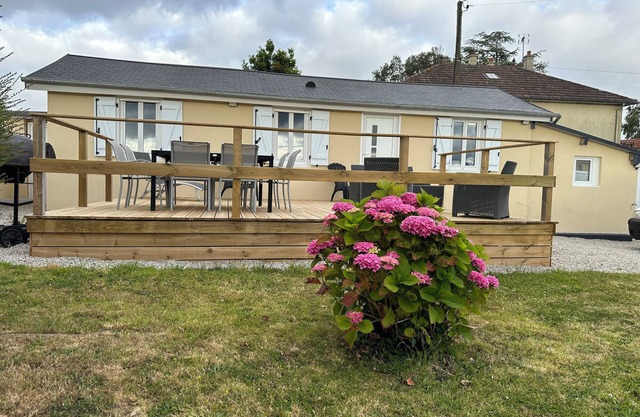 Charming little house in the countryside, 15 minutes from the D-Day landing beaches.