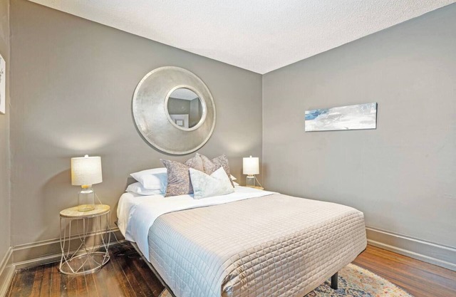 Charming long stay with city views
