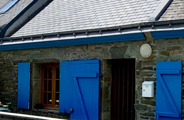 Charming New Cottage in Groix