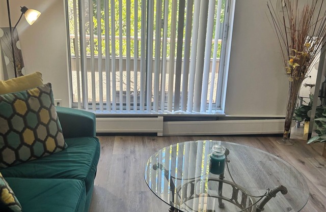 Charming Overlook 1BR- Quiet, Clean, and Comfortable