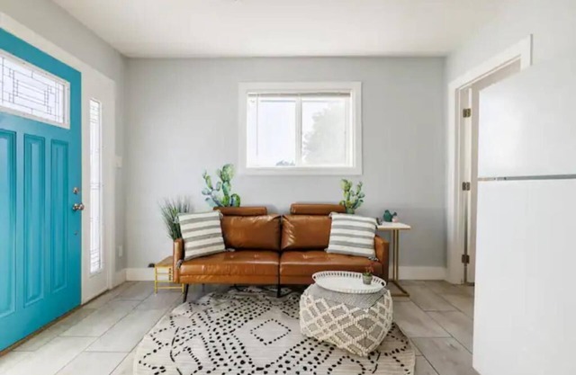 Charming Pet Friendly Cactus Casita