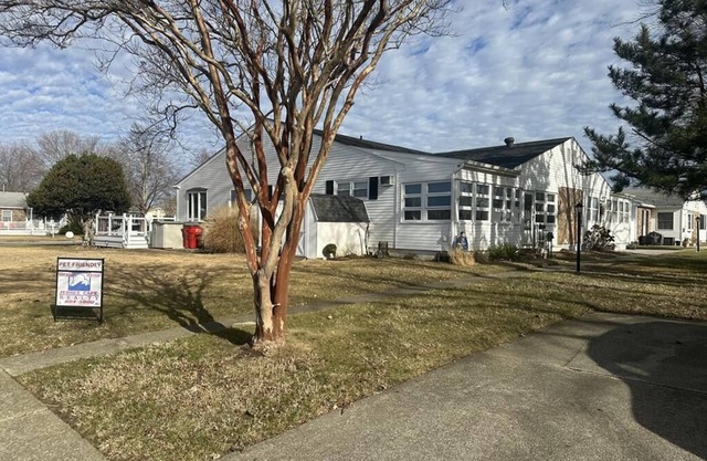 Charming Pet Friendly Quad - Village Green
