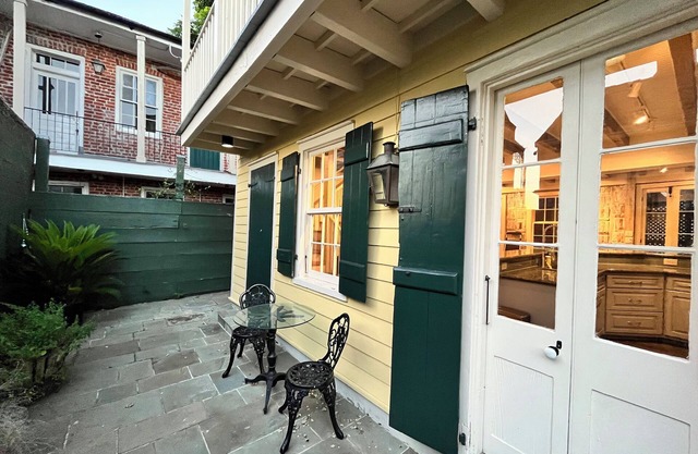 Charming, Renovated & Private 3-bedroom house in French Quarter