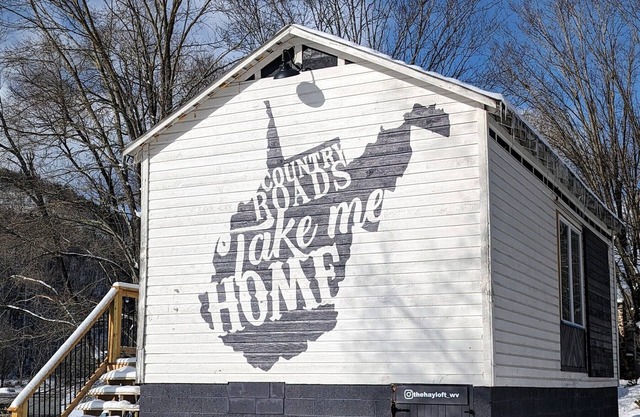 Charming restored barn with 2 bedrooms, 2 baths in beautiful WV mountains