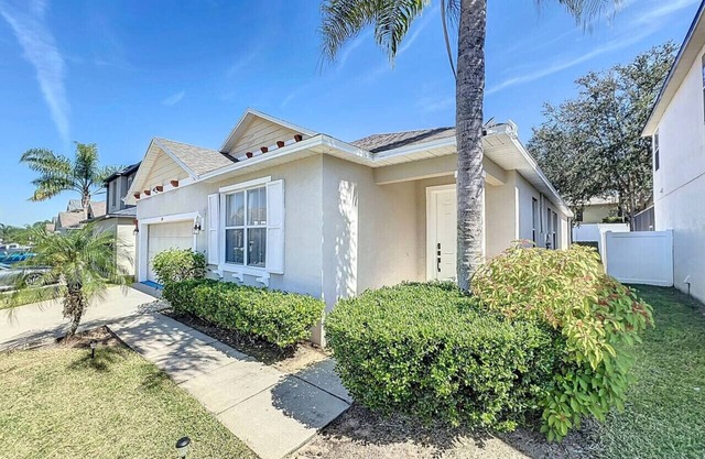 Charming Retreat Near Disney