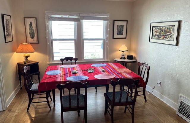 Charming Spanish Style Home Near Downtown w/Private Garden