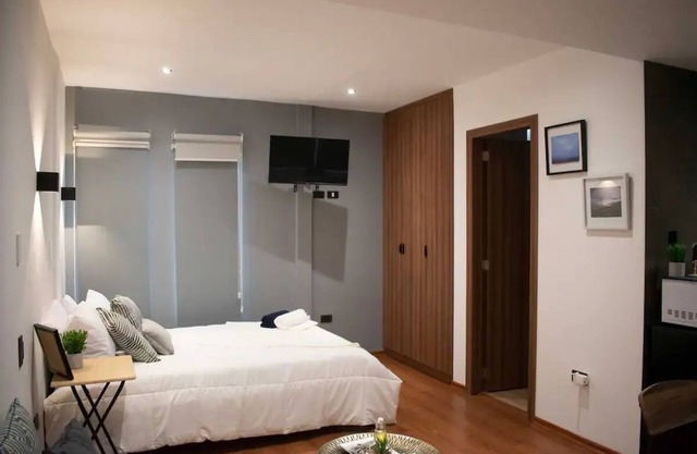 Charming studio in enchanting Quito with WiFi access