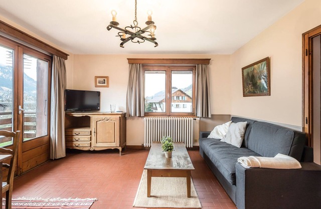 Charming Studio in Megève - Ski Proximity, Balcony, Pet-Friendly, WiFi