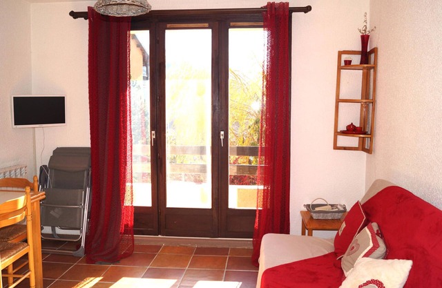 Charming T2 apartment in Barcelonnette, 4 people, balcony with view, parking