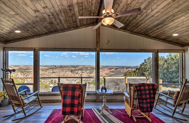 Charming Texas Home w/Stunning Canyon Views!