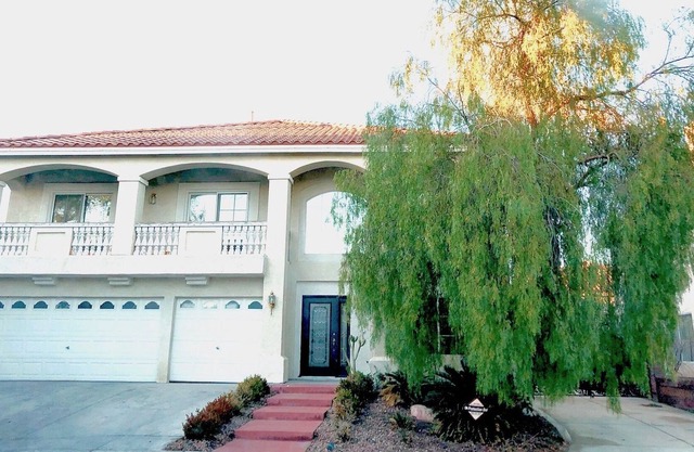 Charming Villa 5BR 3BA Pool+Spa