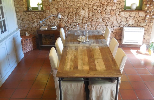 Charming Villa of 150m2 with swimming pool and garden near sea