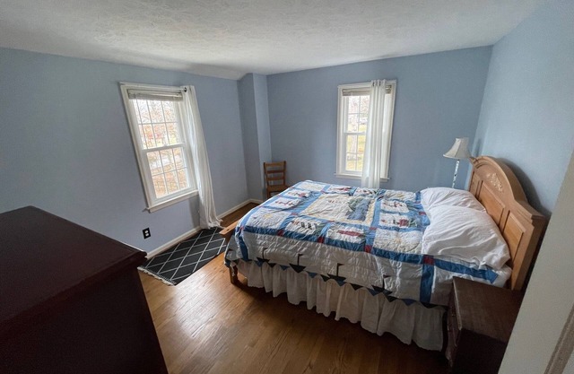 Charming Virginia Home - English Country Living in Lynchburg