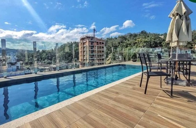 Charmoso Apartamento ao lado da OKTOBERFEST e Vila Germânica!