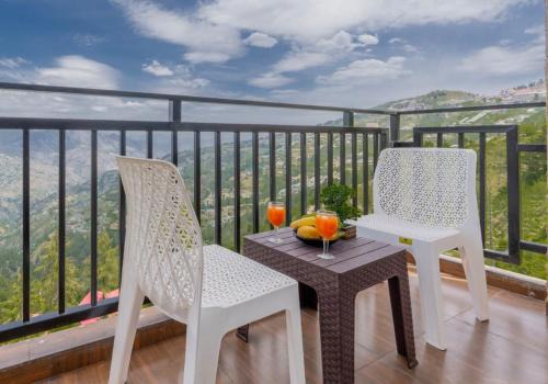 Charvi Group l Roof top l Balcony l Good hospitality kufri by Exotic Stays