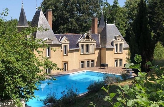 Chateau de Bonnevaux