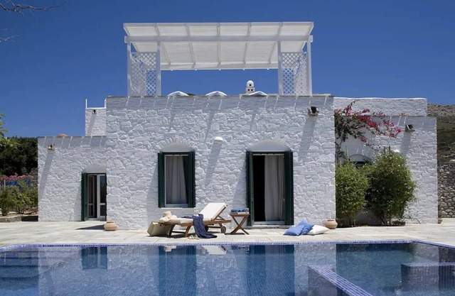 Chef included by Fantasia Villas: Yria Ktima Luxury Villa