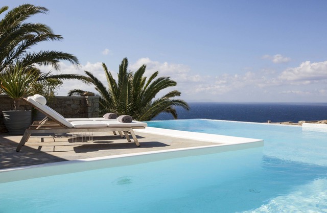Chef included by Fantasia Villas: Odyssey