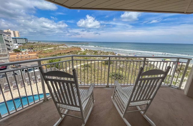 Cherry Grove. 2 bedroom 2 bath oceanfront condo. Elevator. Outdoor pool.