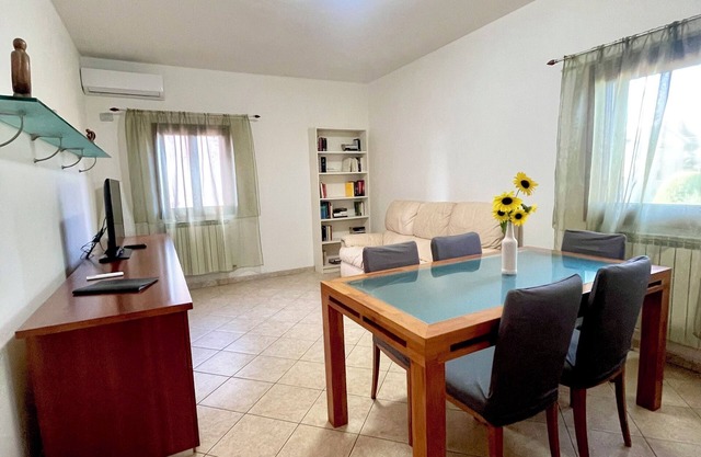 Cherry tree apartment