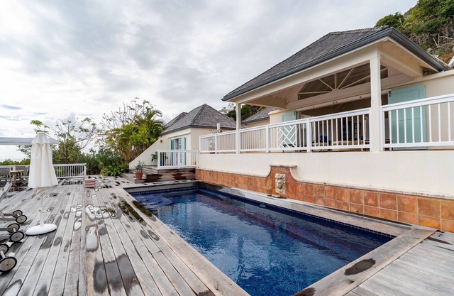 Cheyenne (1/3 Rooms) Luxury villa