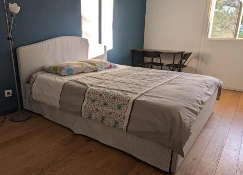 Chez Nicolas , chambre 17m carré
