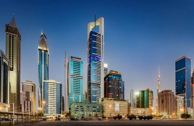 Chic 2 BR with Sea View Trade Center Dubai