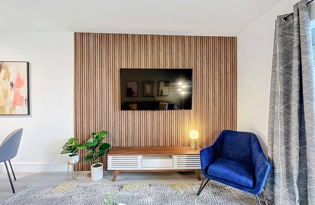 Chic 2BR with Pool & Modern Amenities