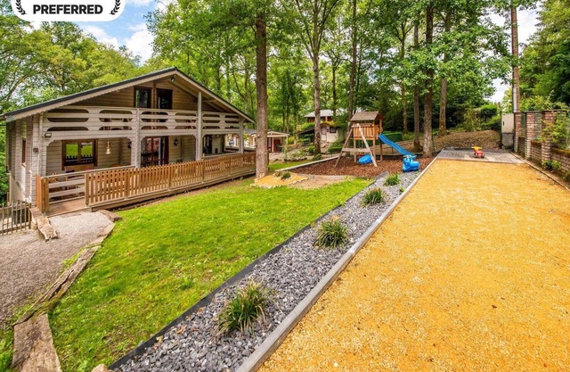 Chic chalet with wellness