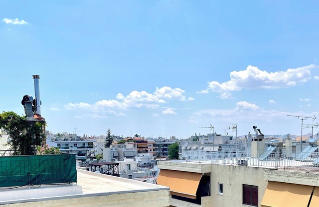 Chic & central studio in the northern sunburns of Athens