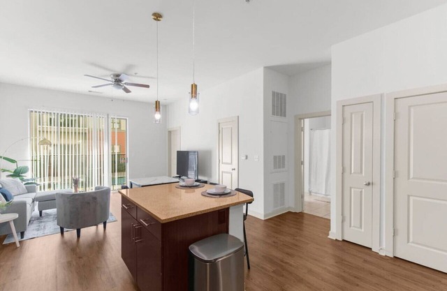 ~Chic&Newly Furnished 1BR Gem W/Sleek Amenities~