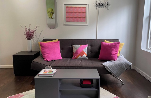 Chic Studio Apt in the East Village with WiFi and AC, Close to Subway