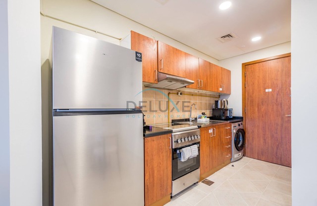 Chic Studio in The Crescent A, Dubai Production City by Deluxe Holiday Homes