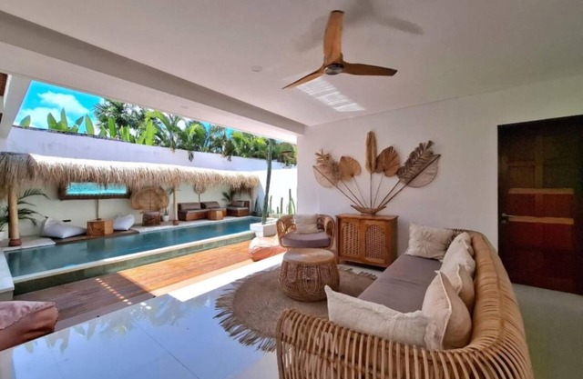 Chic tropical villa in the heart of Seminyak