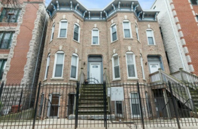 Chicago 1BR Condo w Free Gated Parking & Highspeed Internet