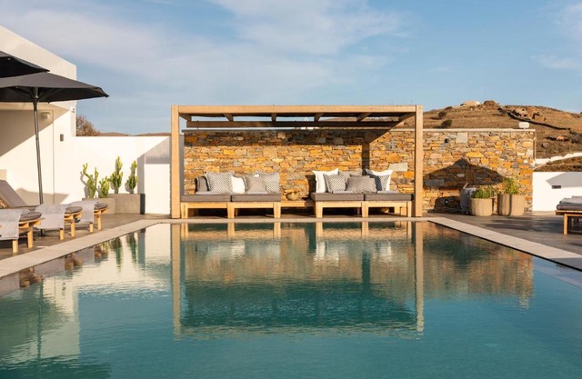 Chora Kythnos Suites adults only