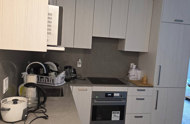 Christian Peaceful Lodge Townhouse with Top Terrace View! Close to the DonValley