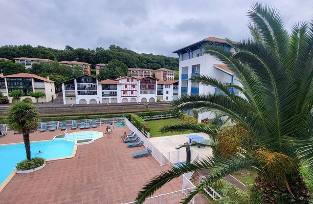 Ciboure Socoa, appartement 3 pièces en duplex équipé 4 personnes