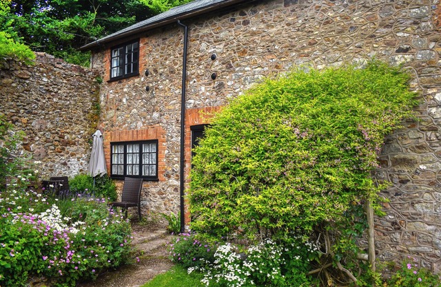 Cider Cottage - UK50076