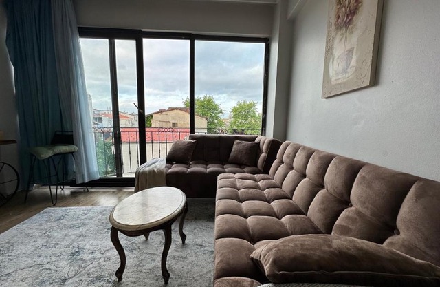 Cihangir City View Apartment
