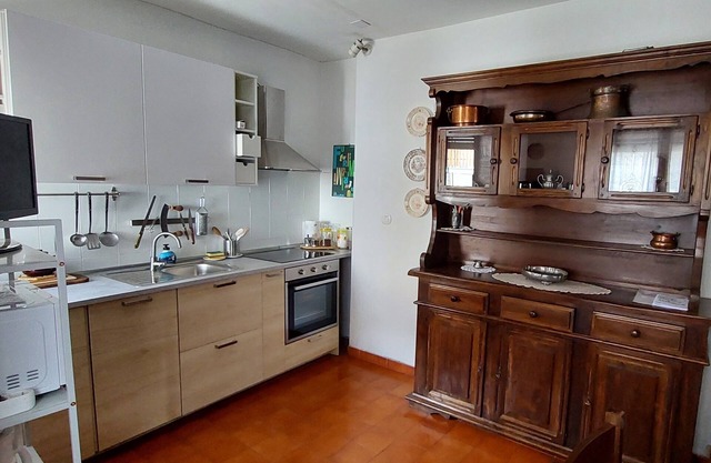 Cin it001022c27d5n3etp APARTMENT IN THE OLD TOWN 00102200094…AUT-TO005662