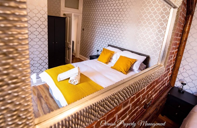 City Centre Apartment With Ensuite