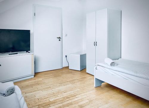 CityChalet Business Apartments - Workers welcome! - Free Parking - Fast WIFI - Smart TV - WM