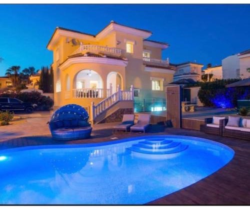 Ciudad Quesada Stunning Heated Pool Private Luxury Villa with Spa Sleeps 14