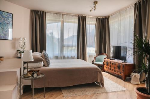 Clarín Rooms