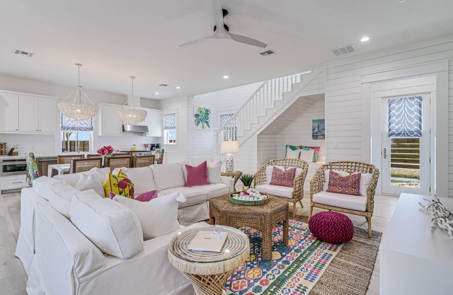 Classic & Cozy! Perfect Cottage @ Cinnamon Shore South + Great Amenities!