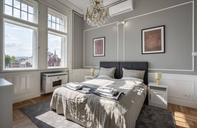 Classical apartment with a modern touch!