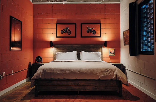 Classified Moto - The Schnickschnack Room