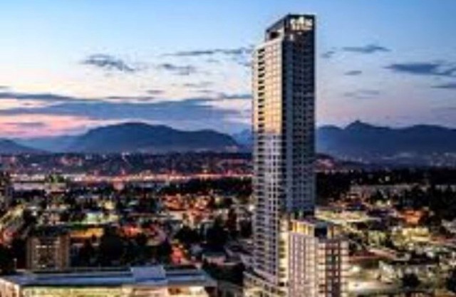Classy Condo in Clayton close to all ammenities